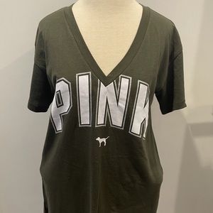 NWT PINK Victoria’s Secret V-Neck T-Shirt